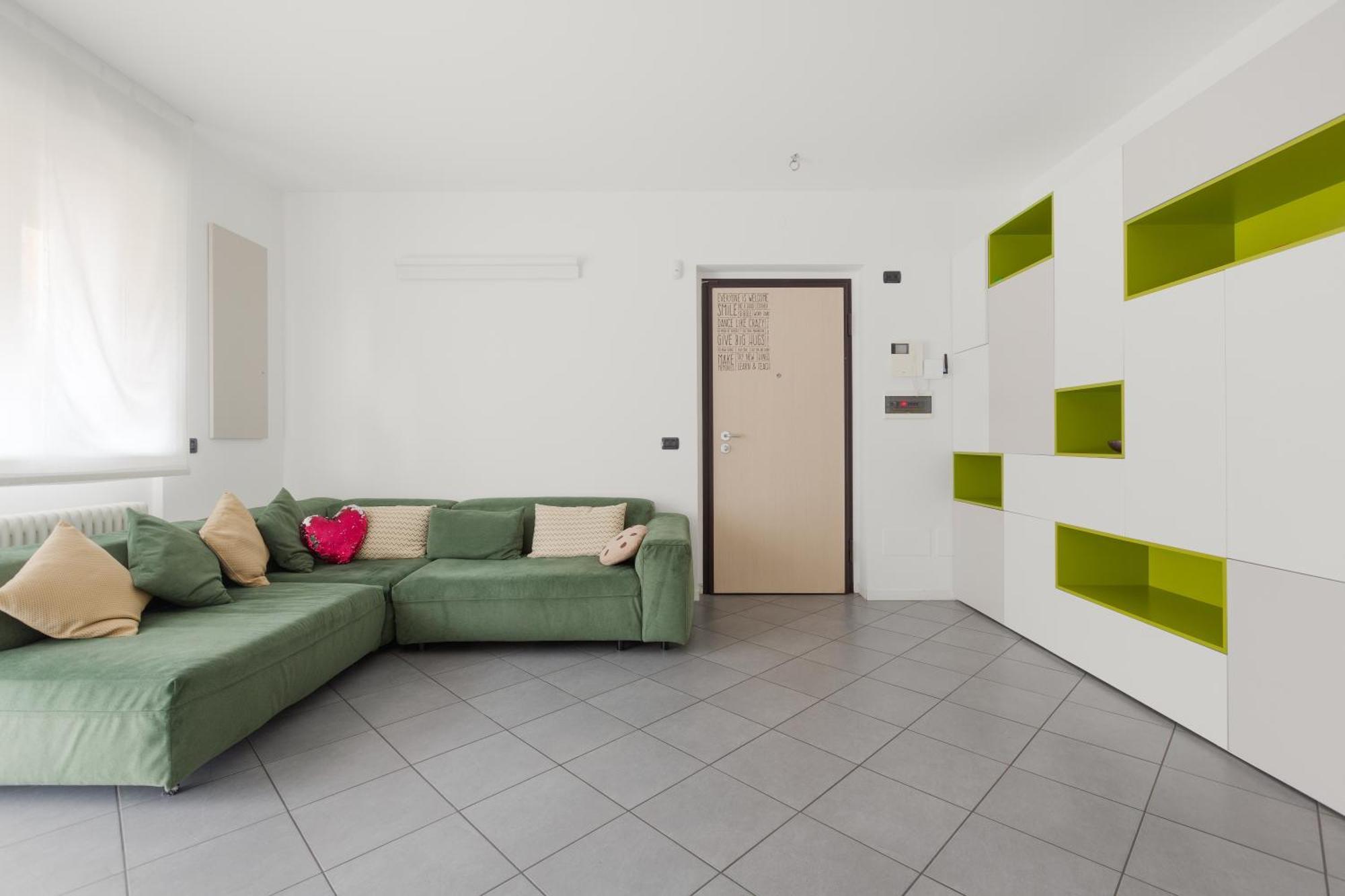 Niguarda - Ampio E Moderno Trilocale Appartement