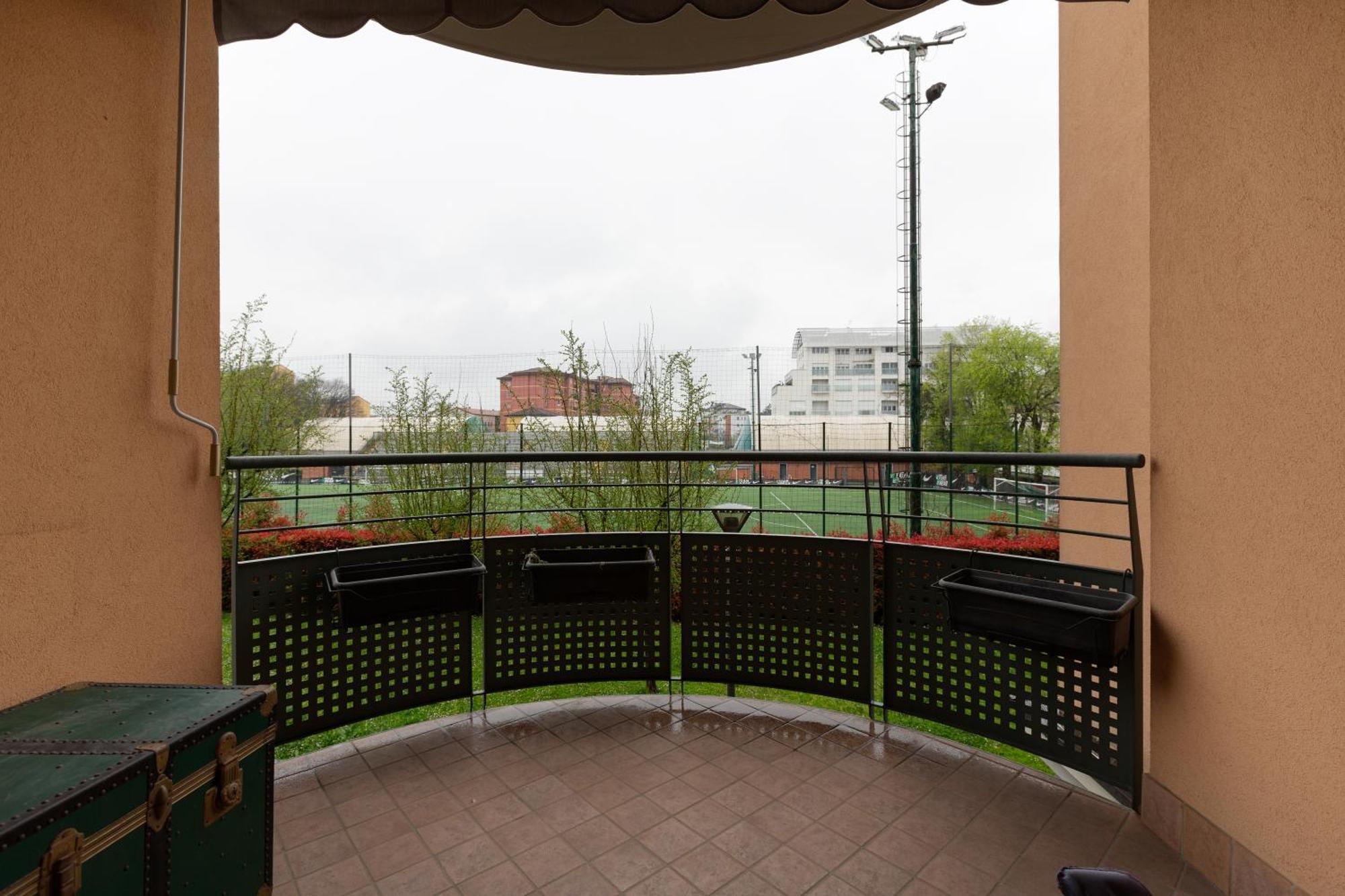 Niguarda - Ampio E Moderno Trilocale * Milan